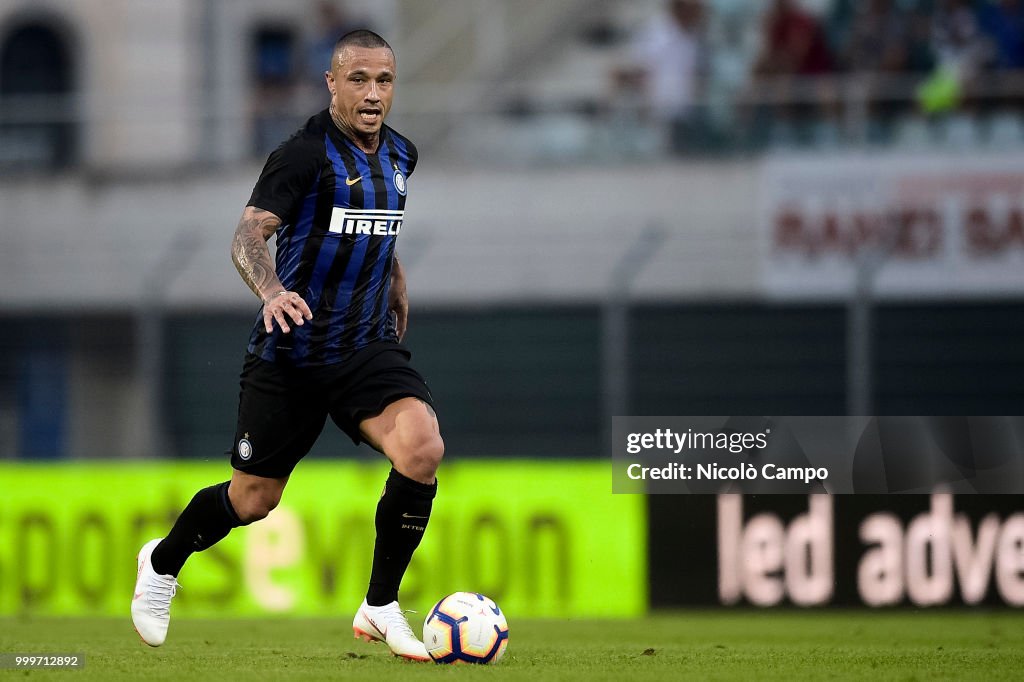 Radja Nainggolan of FC Internazionale in action during the...