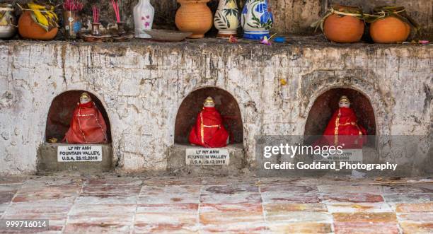 myanmar: shwe yan pyay monastery - alcove stock pictures, royalty-free photos & images