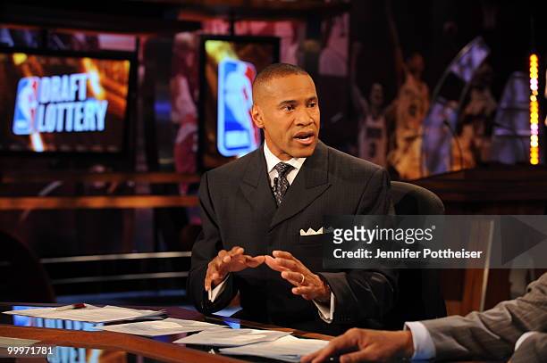 Announcer Mark Jones discusses players during the 2010 NBA Draft Lottery at the Studios at NBA Entertainment on May 18, 2010 in Secaucus, New Jersey....