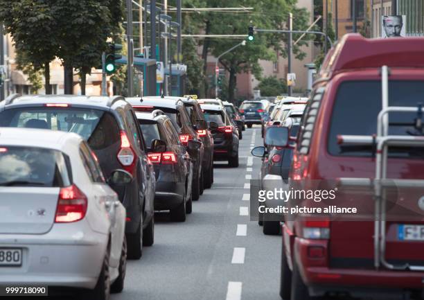 Cars are queuing at the street Friedberger Landstrasse with returning residents in Frankfurt am Main, Germany, 3 September 2017. Up to 70,000 people...
