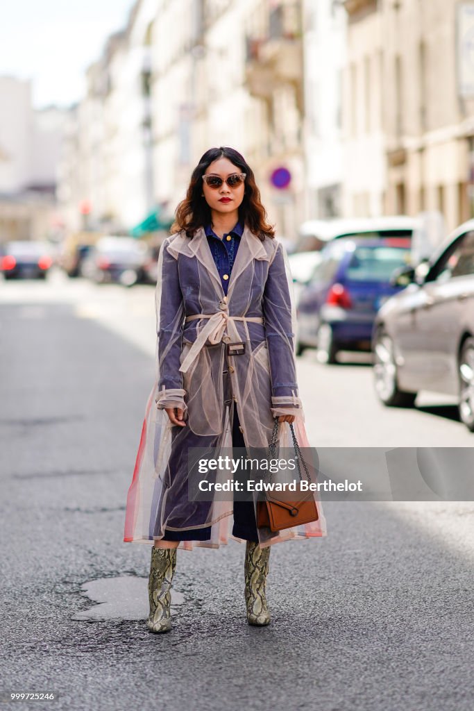Street Style -Paris Fashion Week - Menswear Spring-Summer 2019 : Day Five