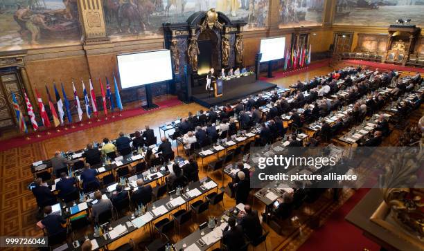 View of the annual Baltic Sea Parliamentary Conference at the city hall in Hamburg, Germany, 4 September 2017. Photo: Daniel Reinhardt/dpa