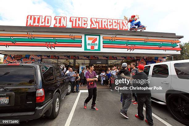 Pro Skatboarder Rob Dyrdek unveils 7-Eleven Urban Skate Store and opens "Safe Spot Skate Spot", funded by a 250,000 dollar donation from 7-Eleven on...