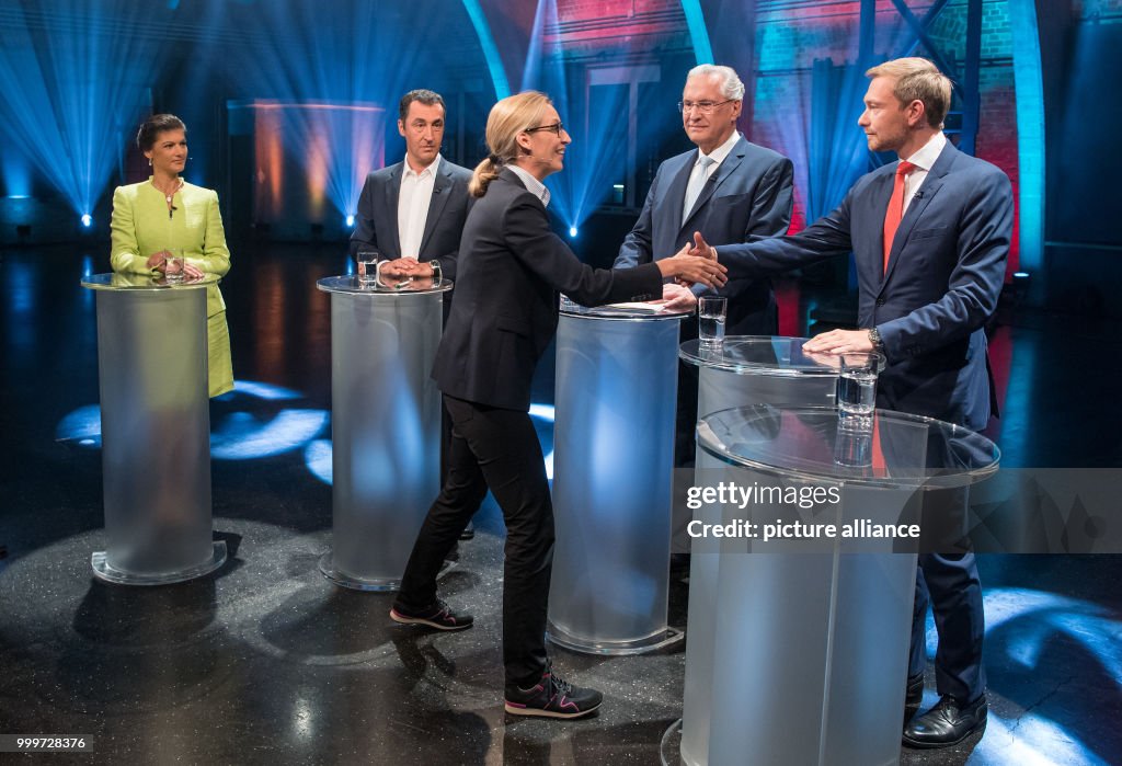 Live-"Pentathlon" of Germany´s smaller political parties