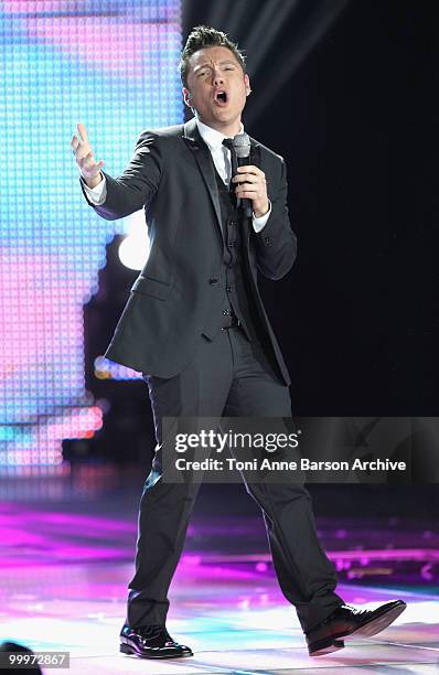 Tiziano Ferro performs on stage during the World Music Awards 2010 at the Sporting Club on May 18, 2010 in Monte Carlo, Monaco.