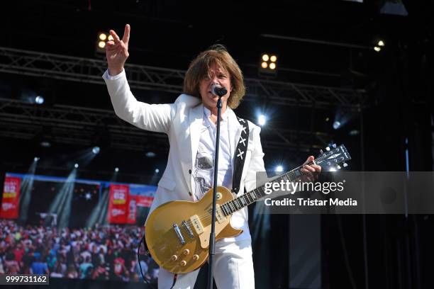 Juergen Drews performs at the Radio B2 SchlagerHammer Open-Air-Festival at Hoppegarten on July 15, 2018 in Berlin, Germany.