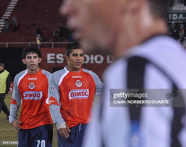 Mexico's Chivas players celebrate their win over Paraguay's Libertad in their Libertadores Cup football match on May 18, 2010 in Asuncion, Paraguay....