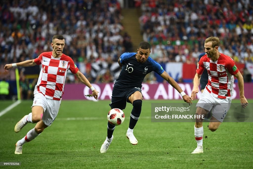 TOPSHOT-FBL-WC-2018-MATCH64-FRA-CRO