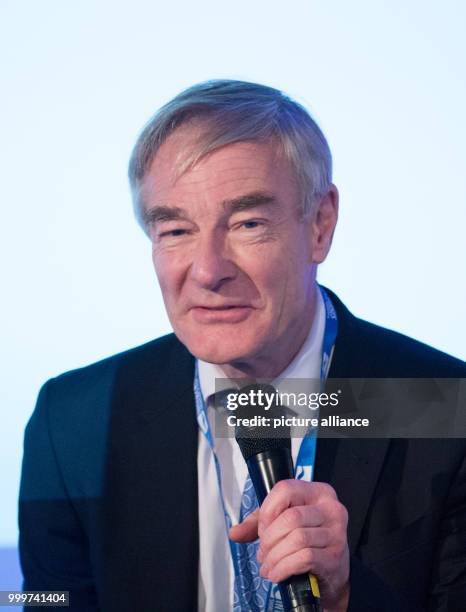 David Dingle, Chairman of Carnival UK, at the Seatrade Europe trade fair in Hamburg, Germany, 6 September 2017. Photo: Daniel Reinhardt/dpa