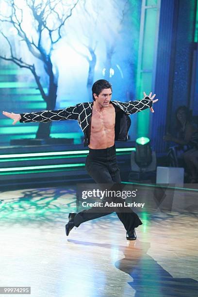 Episode 1009A" - Evan Lysacek and Anna Trebunskaya entertained the audience with an encore performance on TUESDAY, MAY 18 , on "Dancing with the...