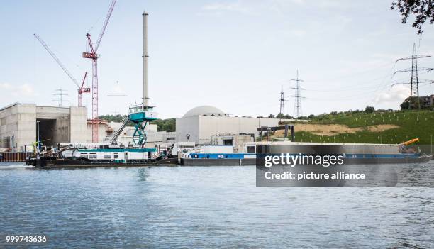 The push boat Edda, used for another transport of castors with nuclear waste of energy company EnBW, arrives in Neckarwestheim, Germany, 06 September...