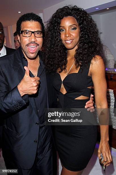 Lionel Richie and Kelly Rowland attend the de Grisogono Party at the Hotel Du Cap on May 18, 2010 in Cap D'Antibes, France.