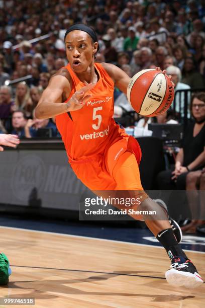 Jasmine Thomas of the Connecticut Sun handles the ball against the Minnesota Lynx on July 15, 2018 at Target Center in Minneapolis, Minnesota. NOTE...