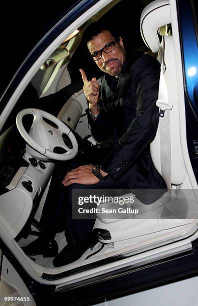 Singer Lionel Richie attends the de Grisogono cocktail party at the Hotel Du Cap on May 18, 2010 in Cap D'Antibes, France.