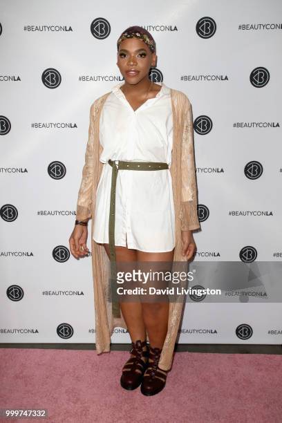 HeFlawless attends the Beautycon Festival LA 2018 at the Los Angeles Convention Center on July 15, 2018 in Los Angeles, California.