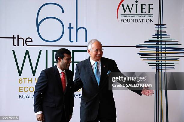 Malaysia Prime Minister Najib razak receives Maldives President Mohamed Nasheed for an opening ceremony of the 6th World Islamic Economic Forum in...