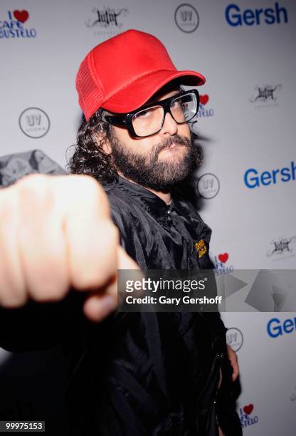 Actor Judah Friedlander attends the Gersh Agency's 2010 UpFronts and Broadway season cocktail celebration at Juliet Supper Club on May 18, 2010 in...