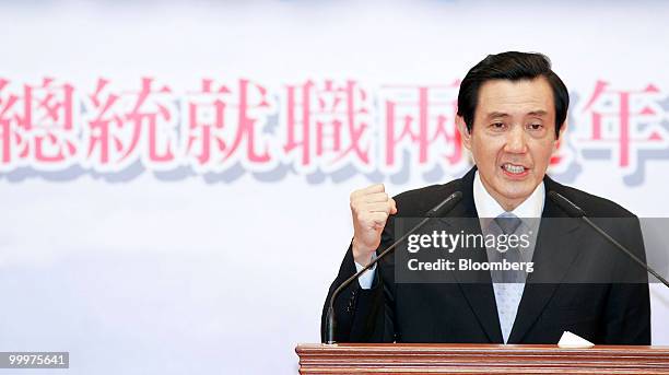 Ma Ying-jeou, Taiwan's president, gestures during a news conference in Taipei, Taiwan, on Wednesday, May 19, 2010. Taiwan's economy may have expanded...