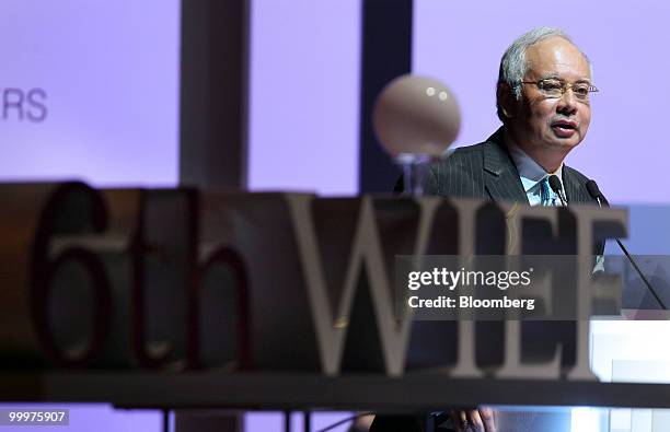Najib Razak, Malaysia's prime minister, speaks at the 6th World Islamic Economic Forum , in Kuala Lumpur, Malaysia, on Wednesday, May 19, 2010. The...