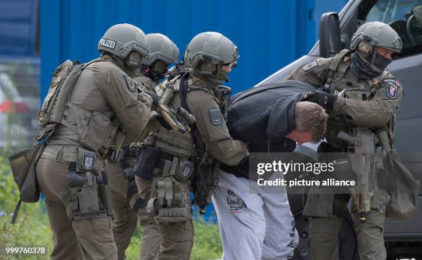 Members of the special elite commando SEK of the police simulate a terrorist attack in Frankfurt am Main, Germany, 8 September 2017. The special...