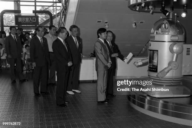 Prince Naruhito visits the Sapporo Science Center on August 19, 1986 in Sapporo, Hokkaido, Japan.