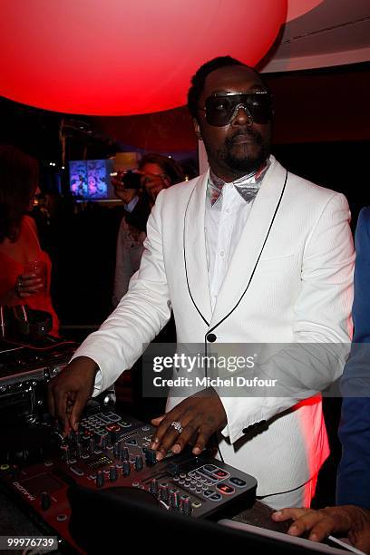 Will.i.am performs at the de Grisogono "Crazy Chic Evening" cocktail party at the Hotel Du Cap Eden Roc on May 18, 2010 in Antibes, France.