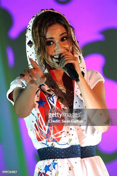 Cheryl Cole performs at the de Grisogono Party at the Hotel Du Cap on May 18, 2010 in Cap D'Antibes, France.