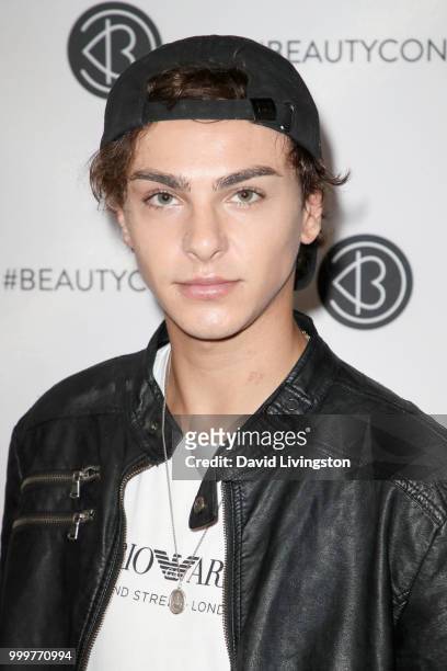Stevie Ruffs attends the Beautycon Festival LA 2018 at the Los Angeles Convention Center on July 15, 2018 in Los Angeles, California.