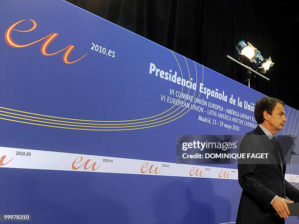 Spain's Prime Minister Jose Luis Rodriguez Zapatero delivers a speech during a press conference at the end of the Andin Community summit on May 19,...