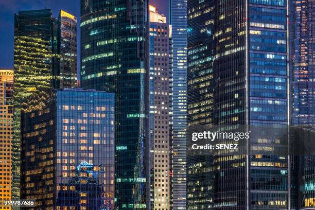 modern skyscrapers / lujiazui, shanghai, china - distrito de huangpu - fotografias e filmes do acervo