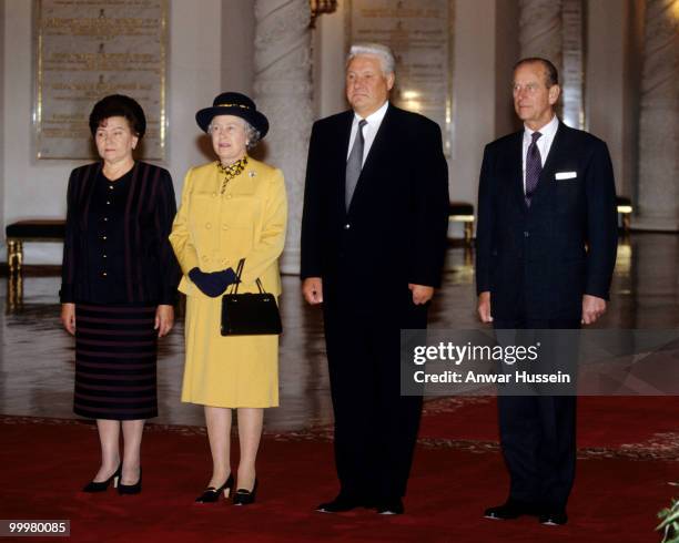 Queen Elizabeth ll and Prince Philip, Duke of Edinburgh pose with President Boris Yeltsin of Russia and his wife Naina Yeltsin during an official...