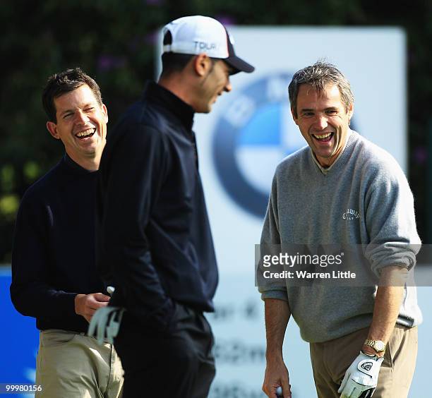 Commentator Alan Hansen shares a joke with playing partners, former tennis player Tim Henman and Alvaro Quiros of Spain during the Pro-Am round prior...