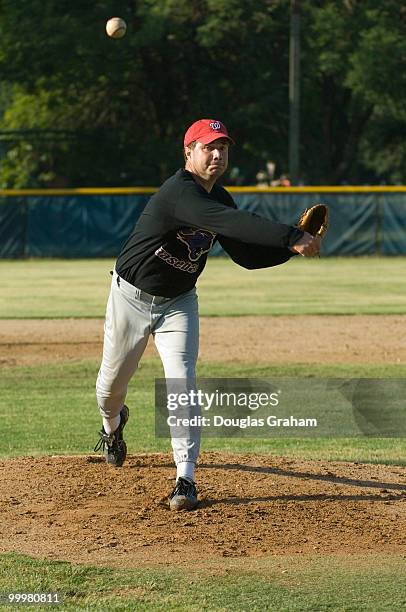 Freshmen Bruce Braley, D-IA., during a practice for the democratic baseball team.