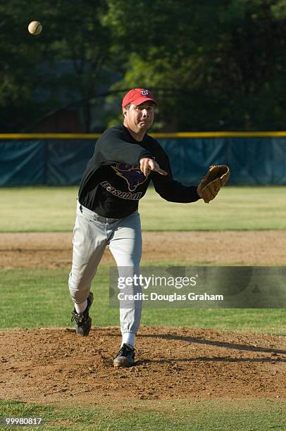 Freshmen Bruce Braley, D-IA., during a practice for the democratic baseball team.