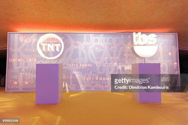 General view of atmosphere at the TEN Upfront presentation at Hammerstein Ballroom on May 19, 2010 in New York City. 19688_002_0001.JPG
