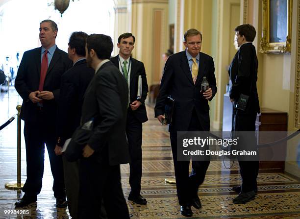 White House Deputy Chief of Staff Jim Messina makes his way through the Ohio Clock Corridor during the luncheons in the U.S. Capitol on December 22,...