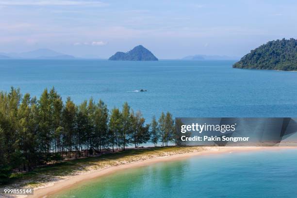 longtail boat at khang khao island (bat island) - similan islands stock pictures, royalty-free photos & images