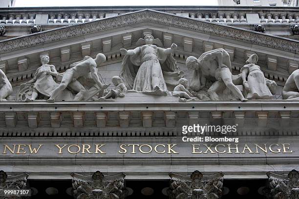 The New York Stock Exchange stands in New York, U.S., on Wednesday, May 19, 2010. U.S. Stocks fluctuated as the euro rebounded on speculation...