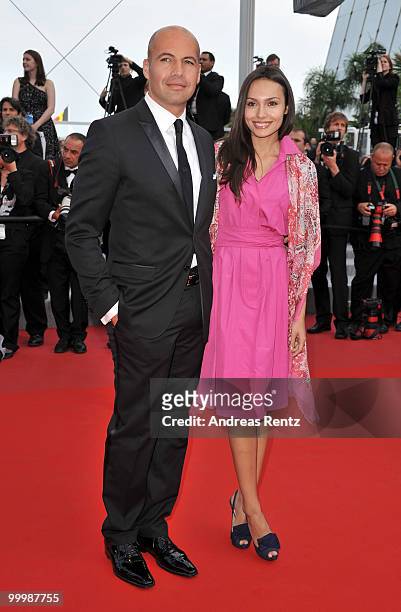 Billy Zane and guest attends the "Poetry" Premiere at the Palais des Festivals during the 63rd Annual Cannes Film Festival on May 19, 2010 in Cannes,...