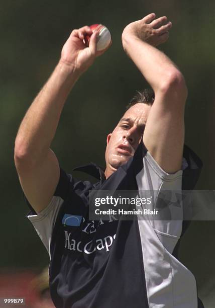 Chris Bond of New Zealand bowls in the nets during training at The WACA, Perth, Australia. DIGITAL IMAGE. Mandatory Credit: Hamish Blair/ALLSPORT