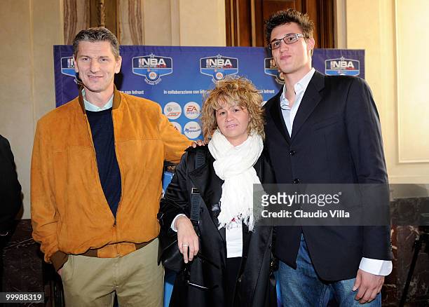 New York guard Danilo Gallinari with your father and your mother during NBA Europe Live game on May 18, 2010 in Milan, Italy.