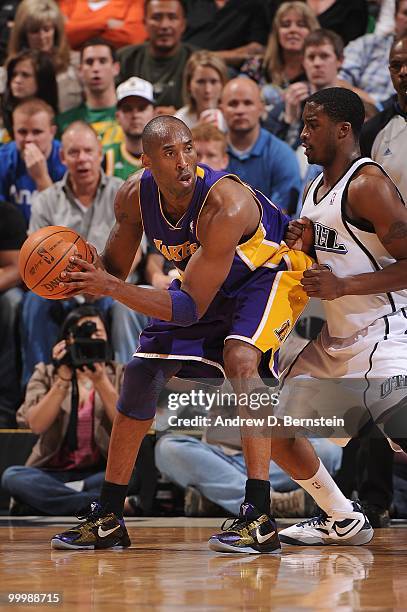 Kobe Bryant of the Los Angeles Lakers posts up against Wesley Matthews of the Utah Jazz in Game Four of the Western Conference Semifinals during the...