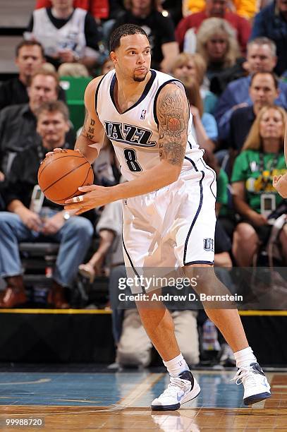 Deron Williams of the Utah Jazz dribbles against the Los Angeles Lakers in Game Four of the Western Conference Semifinals during the 2010 NBA...