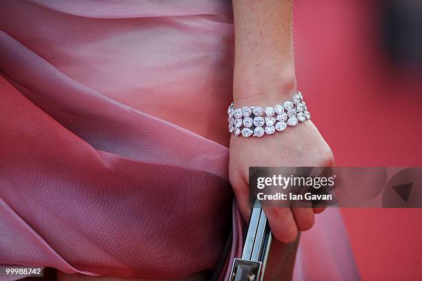 Actress Elizabeth Banks attends the "Poetry" Premiere at the Palais des Festivals during the 63rd Annual Cannes Film Festival on May 19, 2010 in...