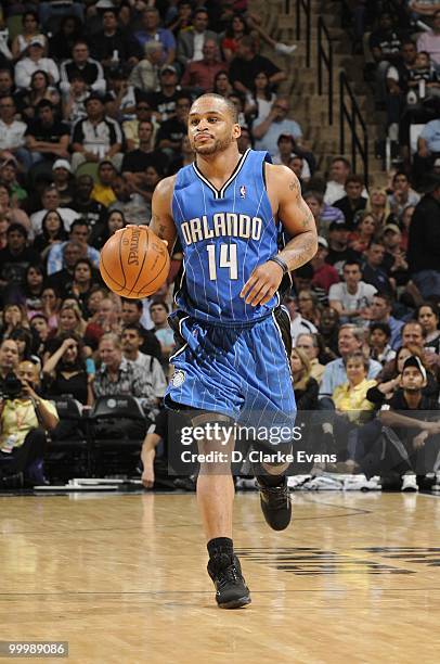 Jameer Nelson of the Orlando Magic drives the ball downcourt against the San Antonio Spurs during the game on April 2, 2010 at the AT&T Center in San...