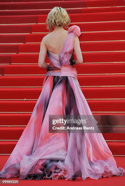 Actress Elizabeth Banks attends the "Poetry" Premiere at the Palais des Festivals during the 63rd Annual Cannes Film Festival on May 19, 2010 in...