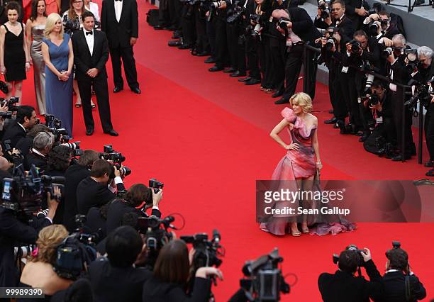 Actress Elizabeth Banks attends the "Poetry" Premiere at the Palais des Festivals during the 63rd Annual Cannes Film Festival on May 19, 2010 in...