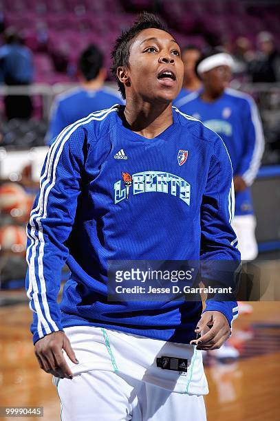 Cappie Pondexter of the New York Liberty warms up before the WNBA preseason game against the Connecticut Sun on May 11, 2010 at Madison Square Garden...