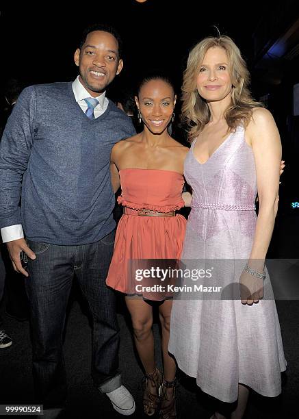 Will Smith, Jada Pinkett Smith and Kyra Sedgwick attend the TEN Upfront presentation at Hammerstein Ballroom on May 19, 2010 in New York City....