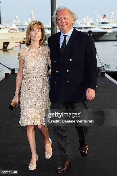 Anna Carter and Vanity Fair editor Graydon Carter attend the Fair Game Cocktail Party hosted by Giorgio Armani held aboard his boat 'Main' during the...